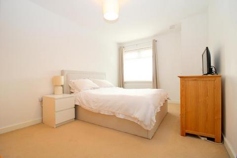 2 bedroom apartment for sale, Handcross Road, Stopsley, Luton, Bedfordshire, LU2 8DW