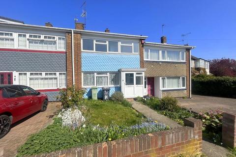 3 bedroom terraced house to rent, Florence Avenue, Sundon Park, Luton, LU3 3BY