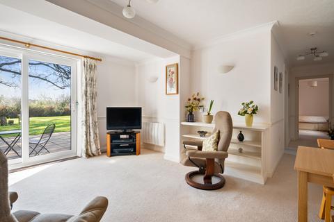 2 bedroom retirement property for sale, War Memorial Place, Henley-on-Thames RG9