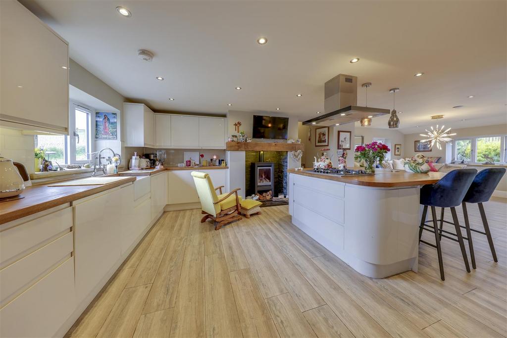 Breakfast Kitchen