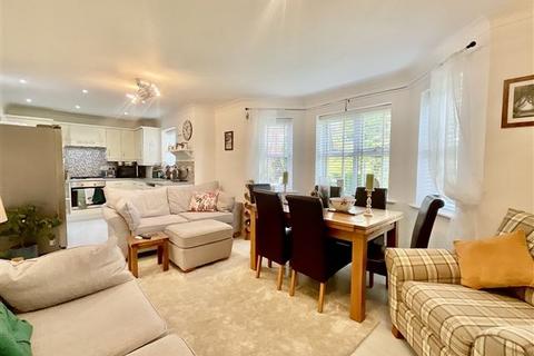 80 Pickard Drive, Sheffield, S13 8EX