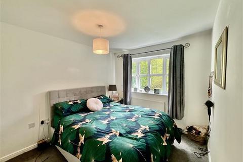80 Pickard Drive, Sheffield, S13 8EX