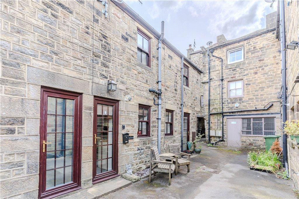 1 Badgers Court