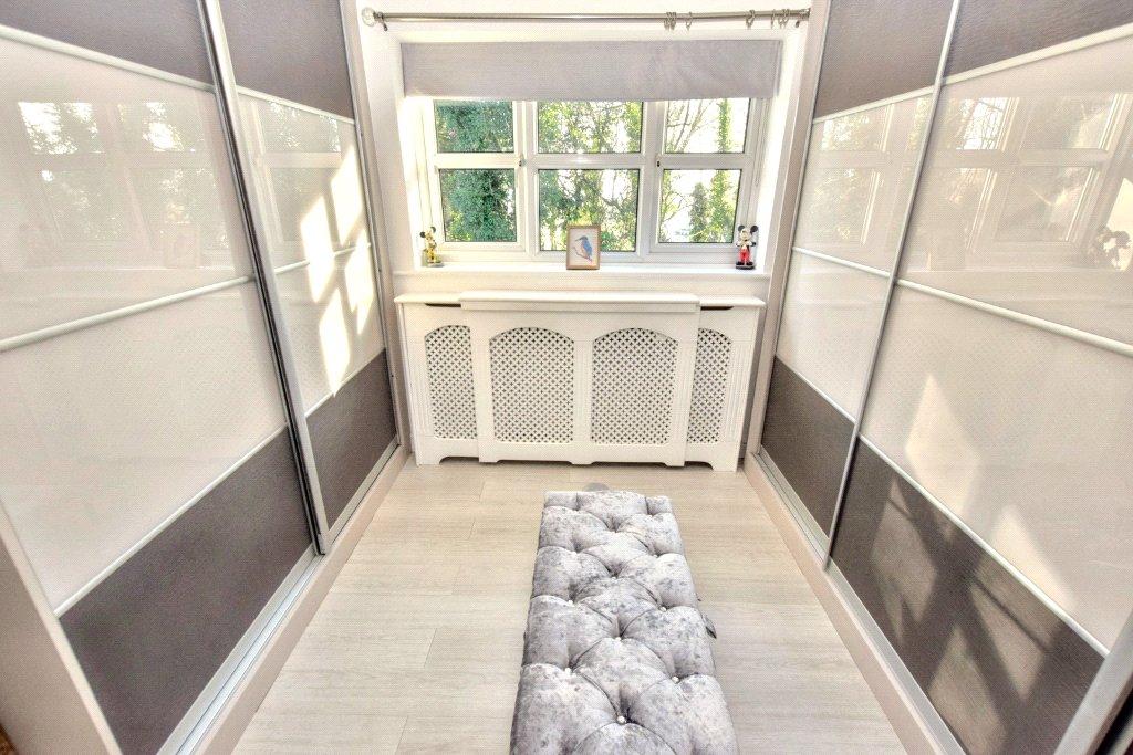 Bedroom 4/Dressing