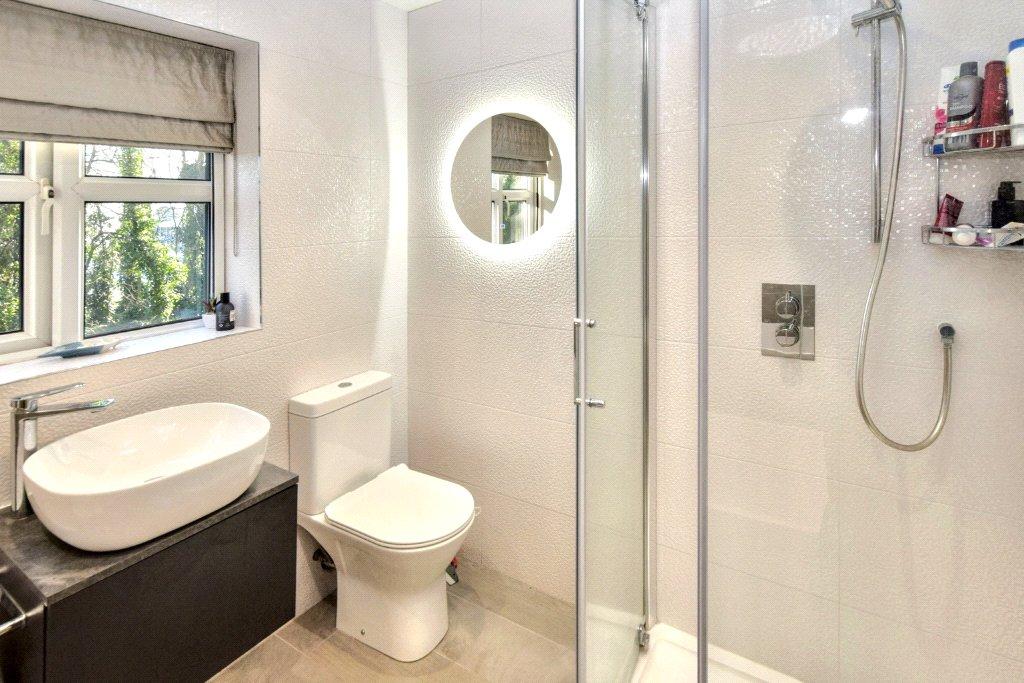 Bedroom One En-Suite