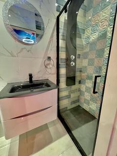 7 bedroom terraced house to rent, Beech Grove, Manchester