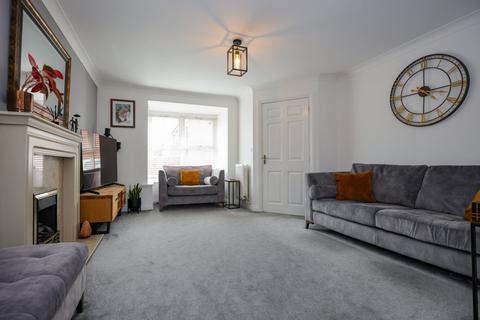 4 bedroom detached house for sale, Snowdrop Close, Warwickshire CV12