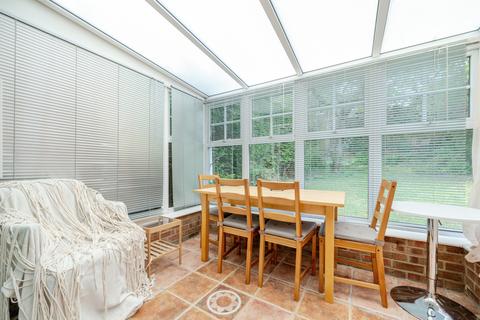 12 Primrose Close, Purley On Thames, Reading, RG8 8DG