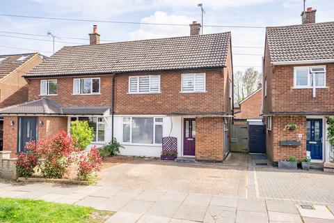 10 Grasmere Road, St Albans, AL1 5PY