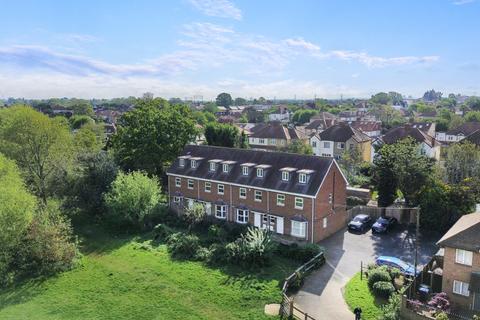 3 bedroom terraced house for sale, Meldone Close, Surbiton KT5
