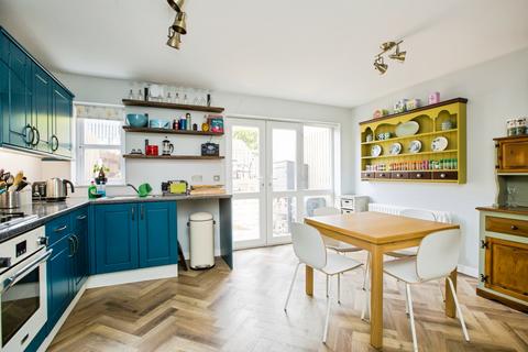 22 Daisy Hill Close, Luddendenfoot, Halifax, HX2 6NZ