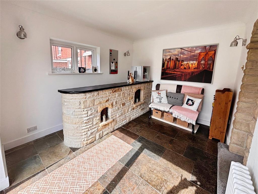 Bar / Garden Room