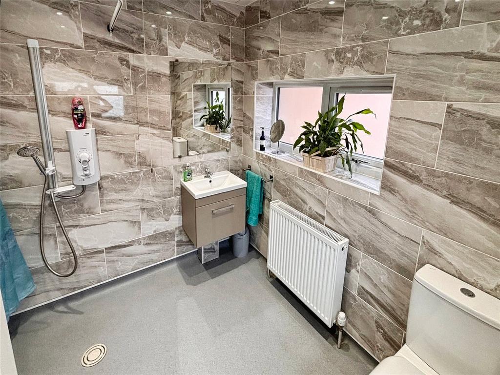 Modern Wet Room
