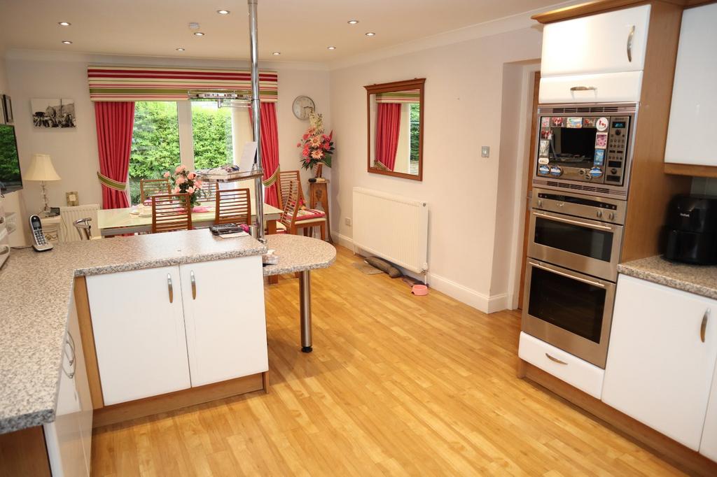 Kitchen / Diner