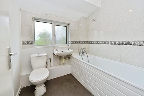 5 Tillotson Close, Sheffield, S8 9UN