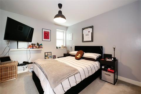 2 bedroom flat for sale, Browgate, Shipley BD17