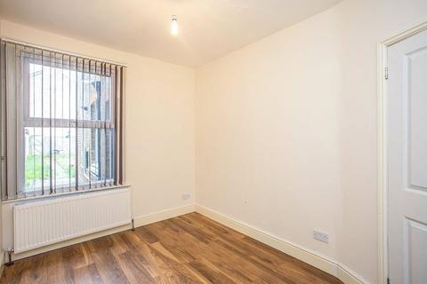 1 bedroom flat to rent, Addiscombe Road, Hertfordshire WD18
