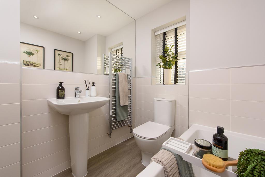 Bathroom 1 alt view