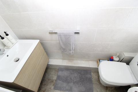7 Cricket Close, Walsall, WS5 3PU