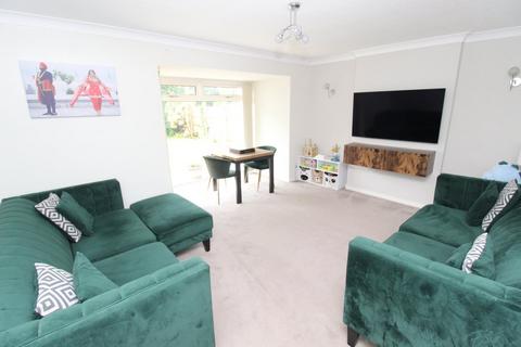 7 Cricket Close, Walsall, WS5 3PU