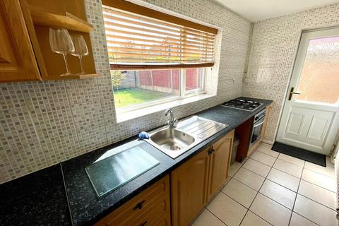 2 Bibbeys Green, Wolverhampton, WV10 8TX