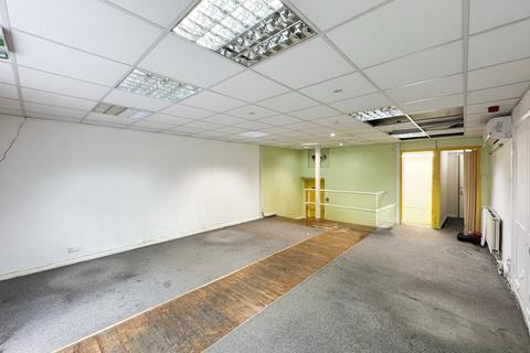 Office to rent, 47 Chalton Street, Euston, London, NW1 1HY