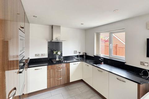 166 Barrows Green Lane, Widnes, WA8 3UD