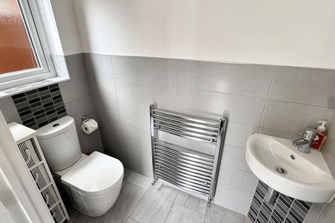 166 Barrows Green Lane, Widnes, WA8 3UD