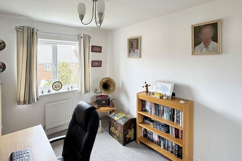 166 Barrows Green Lane, Widnes, WA8 3UD