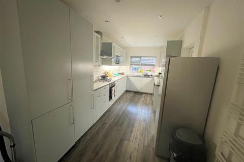 1 bedroom in a house share to rent, Longton Avenue, West Didsbury, Manchester
