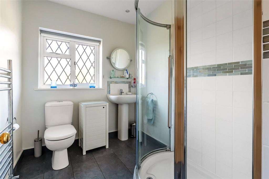 Family Shower Room