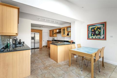 21 Gateways, Guildford, GU1 2LF