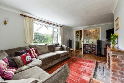 4 bedroom chalet for sale, Ludgershall Road, Collingbourne Ducis, Marlborough