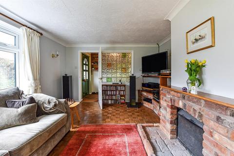 4 bedroom chalet for sale, Ludgershall Road, Collingbourne Ducis, Marlborough