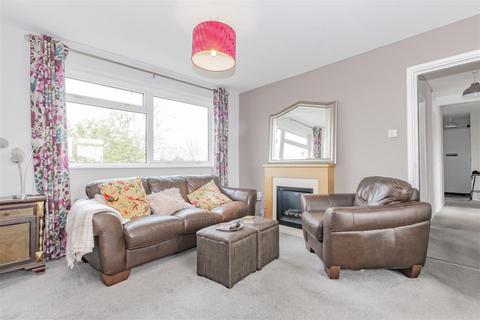141 Wessex Drive, Erith, DA8 3AH