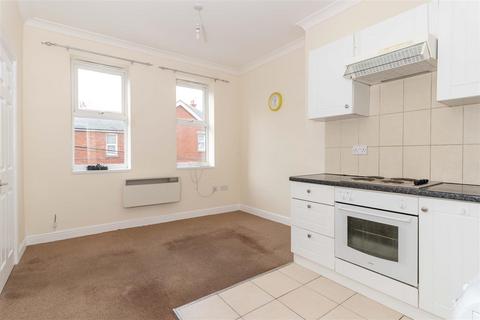 1 bedroom apartment to rent, Eton Road, Worthing