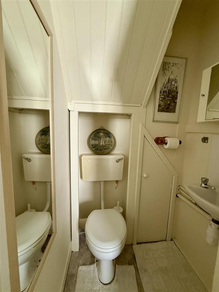 En-Suite WC: