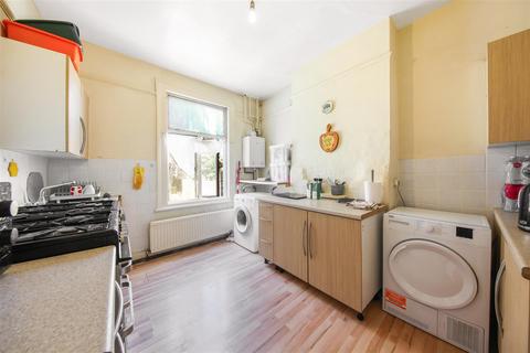 4 bedroom terraced house for sale, Sandringham Road, Willesden Green