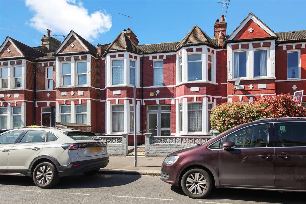 76 Sandringham Road - v W0nz K4 Mzbde40lz O4mn.jpg