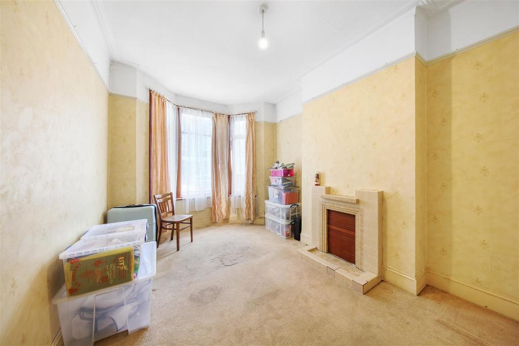 76 Sandringham Road - p Bh Wcxb Qg8 EIj0b Fxd Fd.jpg