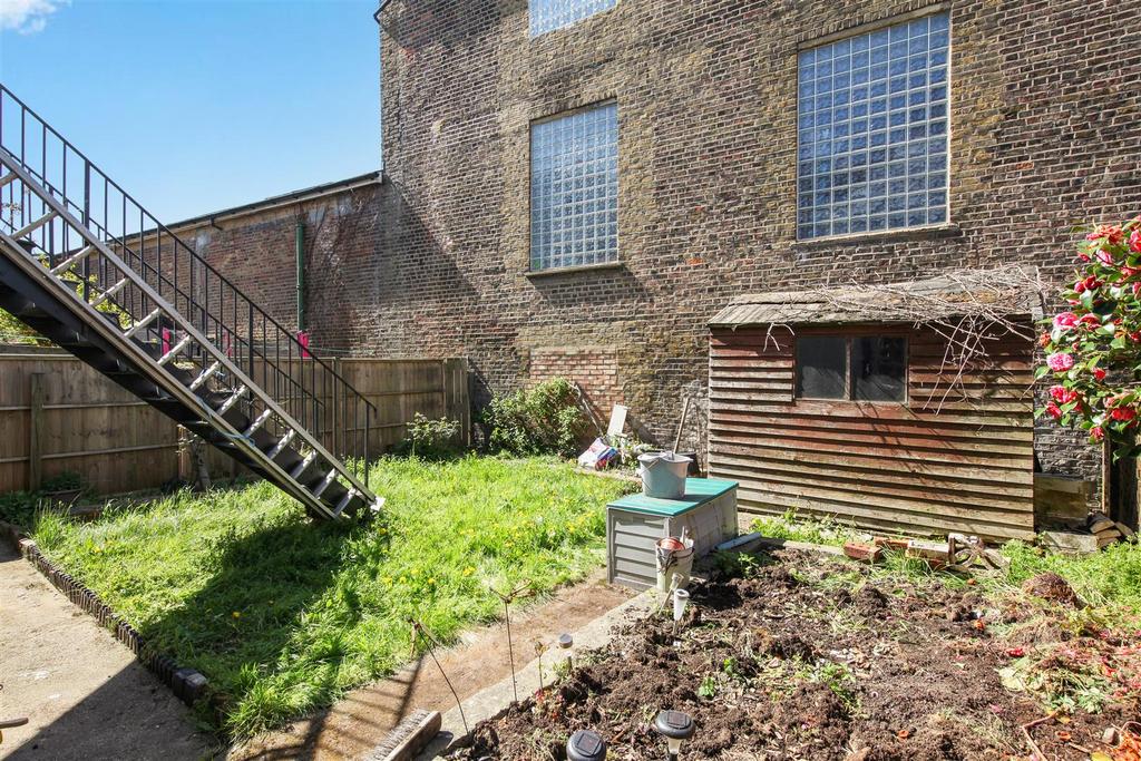 76 Sandringham Road - ip M0n Qu7 Ylkq Col Jas4 D.jpg