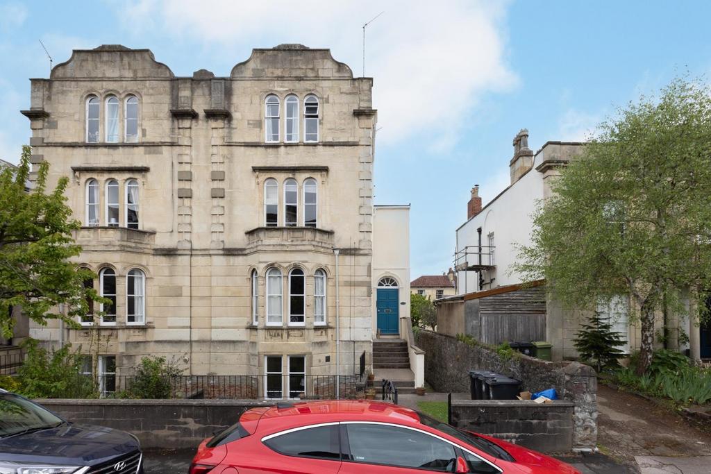 Flat 1, 17 Sydenham Hill, BS6-1.jpg
