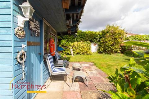 undefined, Bushmead Drive, Ashley Heath