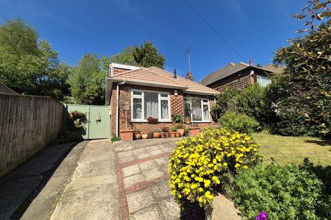 2 bedroom detached bungalow for sale, Alder Road, Poole BH12