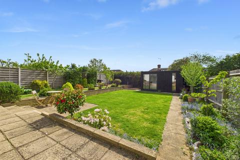 23 Barons Way, Northampton, NN2 8HP