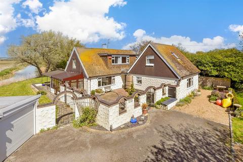 5 bedroom detached house for sale, Hythe Road, Dymchurch, Romney Marsh, Kent