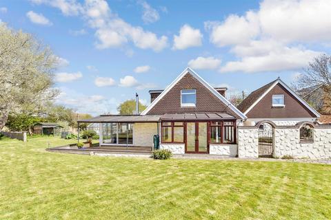 5 bedroom detached house for sale, Hythe Road, Dymchurch, Romney Marsh, Kent
