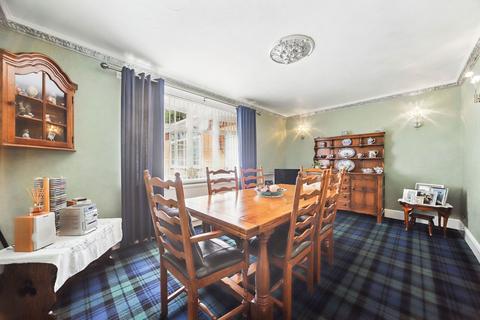 3 bedroom detached house for sale, Ouchthorpe Lane, Wakefield WF1