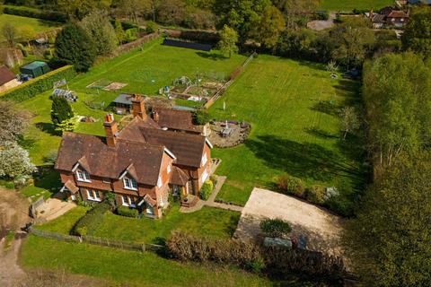 undefined, Farley Heath, Albury, Guildford, Surrey, GU5