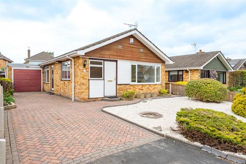 3 bedroom detached bungalow for sale, Curlew Glebe, Dunnington, York, YO19 5PQ